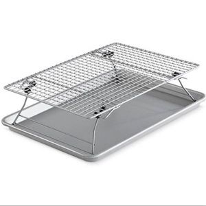 NEW Pampered Chef Baking rack